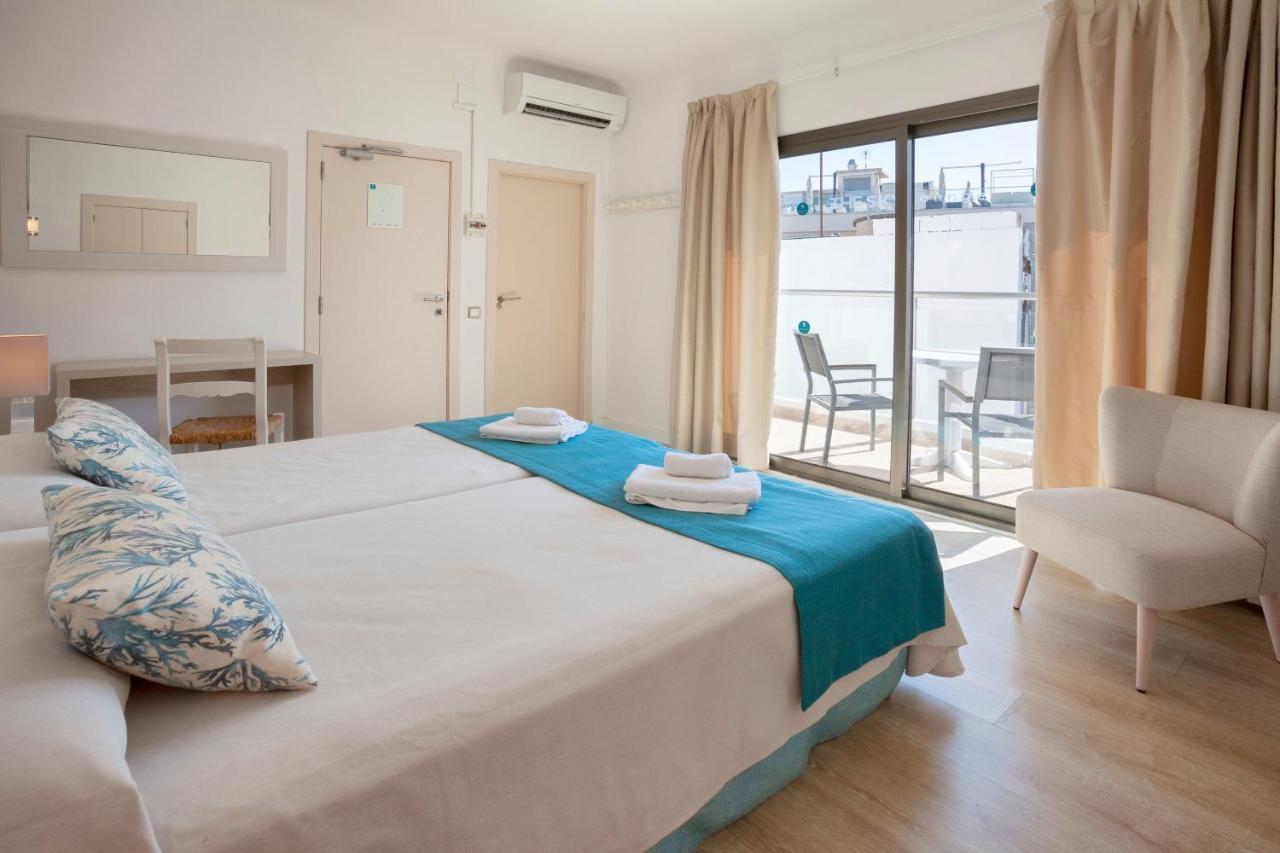 Petit Garden Hotel By Flacalco Cala Ratjada  Bagian luar foto