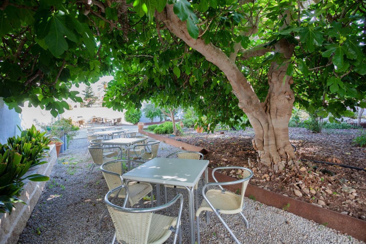 Petit Garden Hotel By Flacalco Cala Ratjada  Bagian luar foto