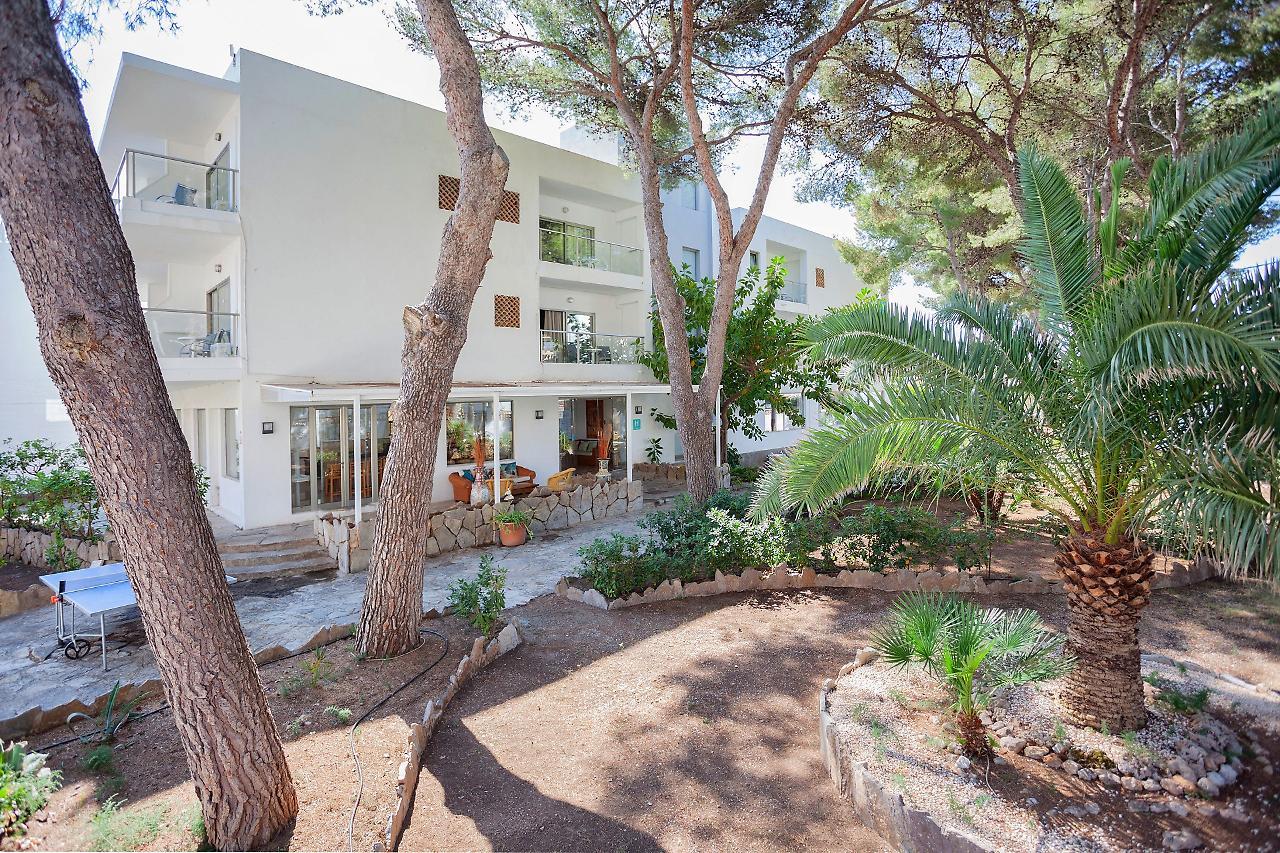 Petit Garden Hotel By Flacalco Cala Ratjada  Bagian luar foto