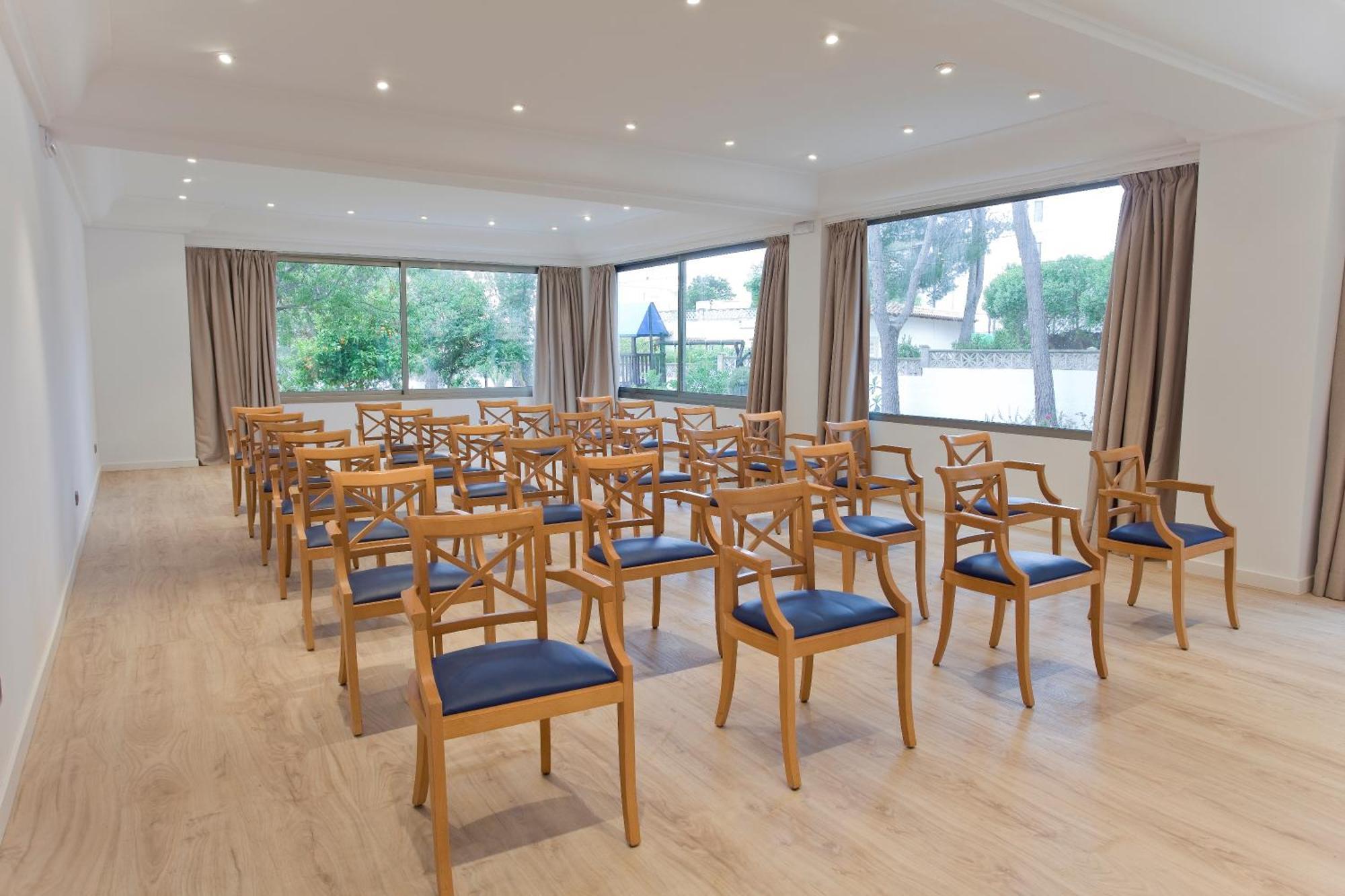 Petit Garden Hotel By Flacalco Cala Ratjada  Bagian luar foto